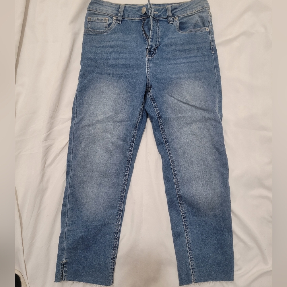 Refuge Light Blue Ankle Jeans